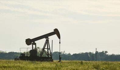 ABD-Çin müzakereleri petrolü salladı: Brent ve WTI’de hafif düşüş