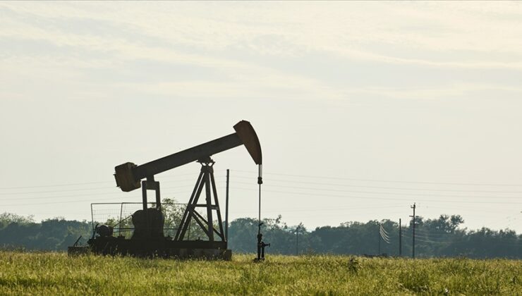 ABD-Çin müzakereleri petrolü salladı: Brent ve WTI’de hafif düşüş