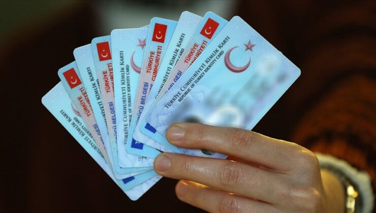 Kaç yıl önceki ehliyetler değişecek? Yenilemede son tarih yaklaştı
