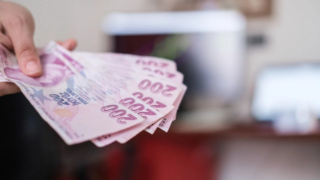 100 bin TL ihtiyaç kredisi 24 ay geri ödemesi ne kadar