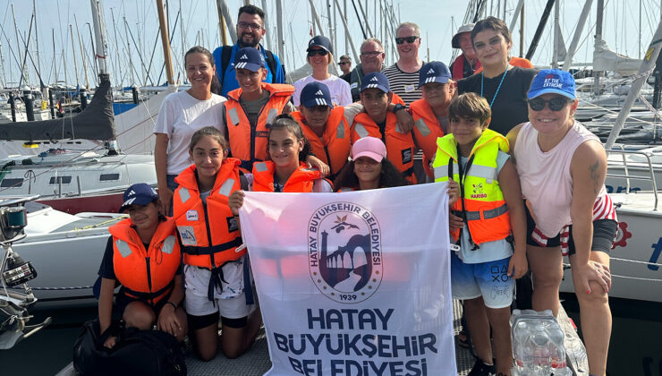 Genç sörfçülerden Kiel’e umut dalgası