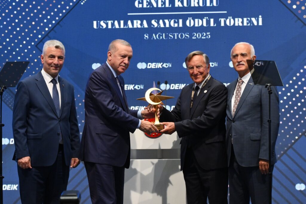 deik nejat eczacıbaşı