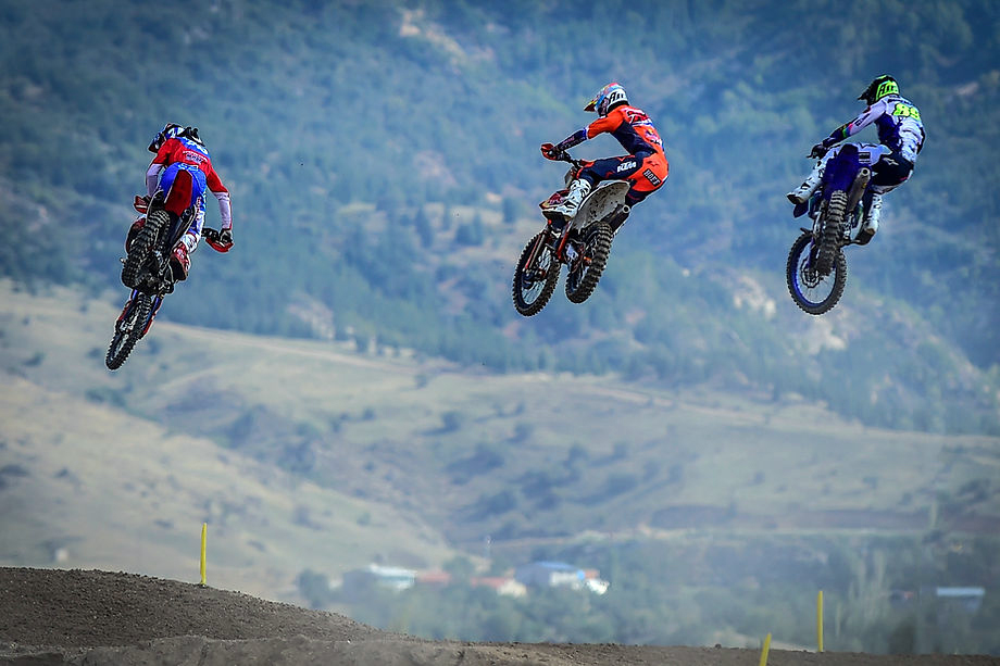 1756367805 D NYA MOTOKROS AMP YONASI 3