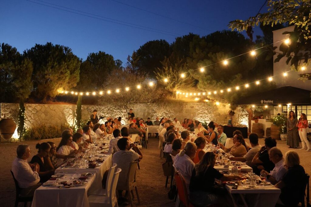 Avşa Adası turizmde vites yükseltti 4 Avşa Adası turizm