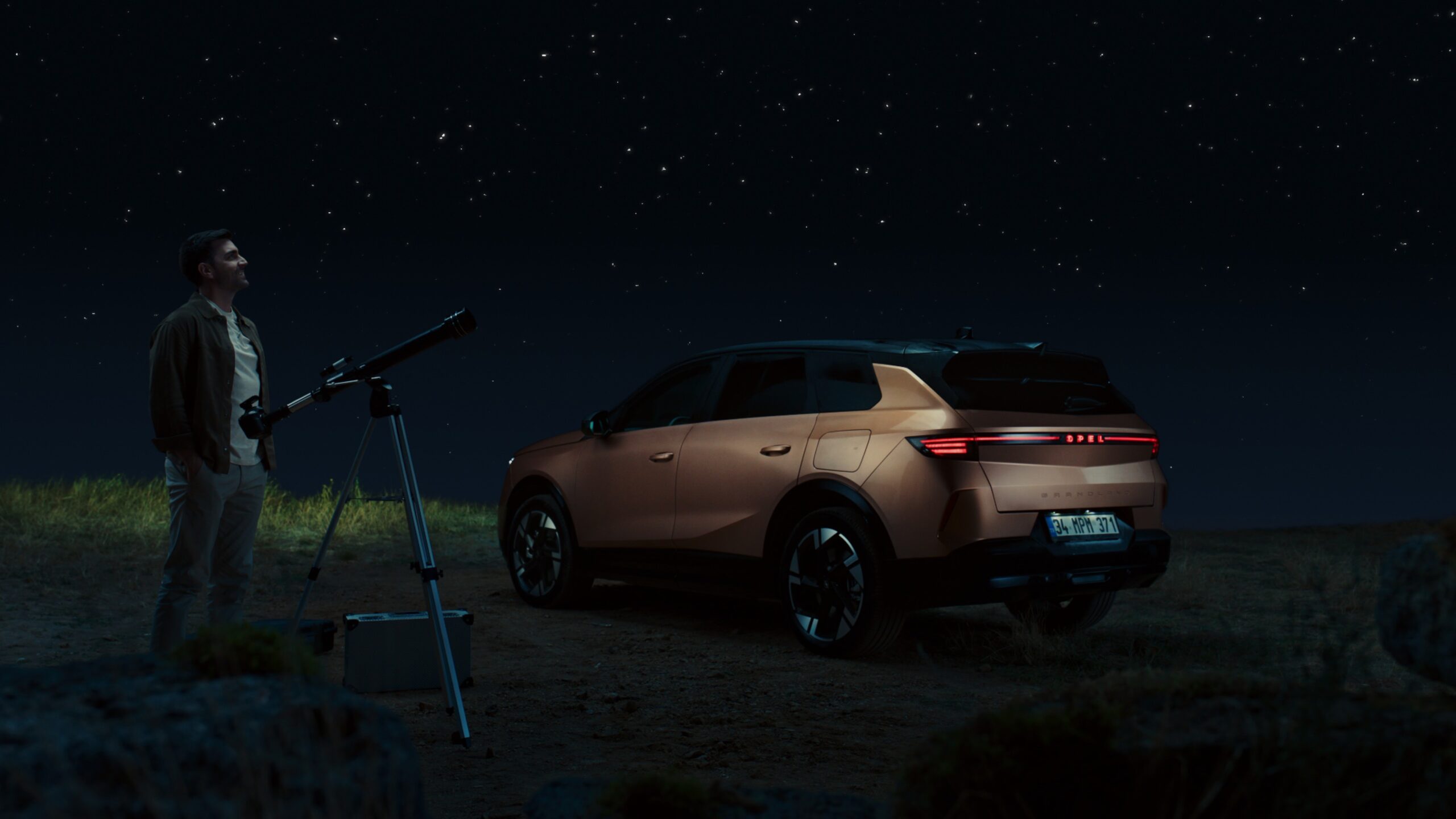 Opel Grandland elektrikli özellikleri Go Grand kampanyası çağla şikel