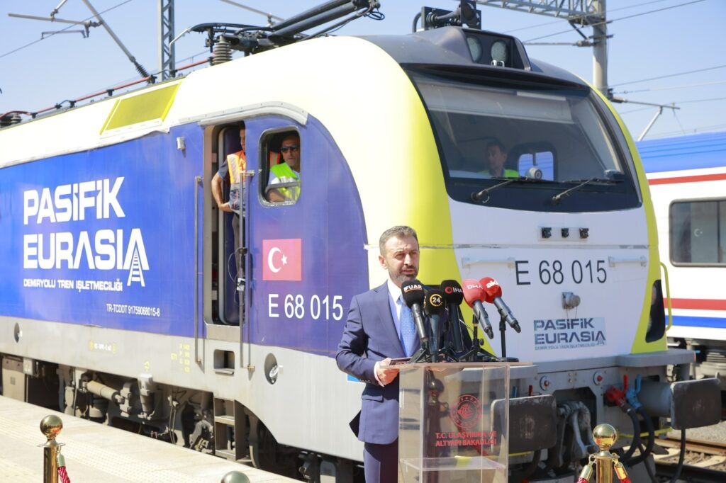 Asya’dan Avrupa’ya uzanan demiryolu ağına güçlü başlangıç 4 ae34db6a ef21 443b bc9d d3e10e570314