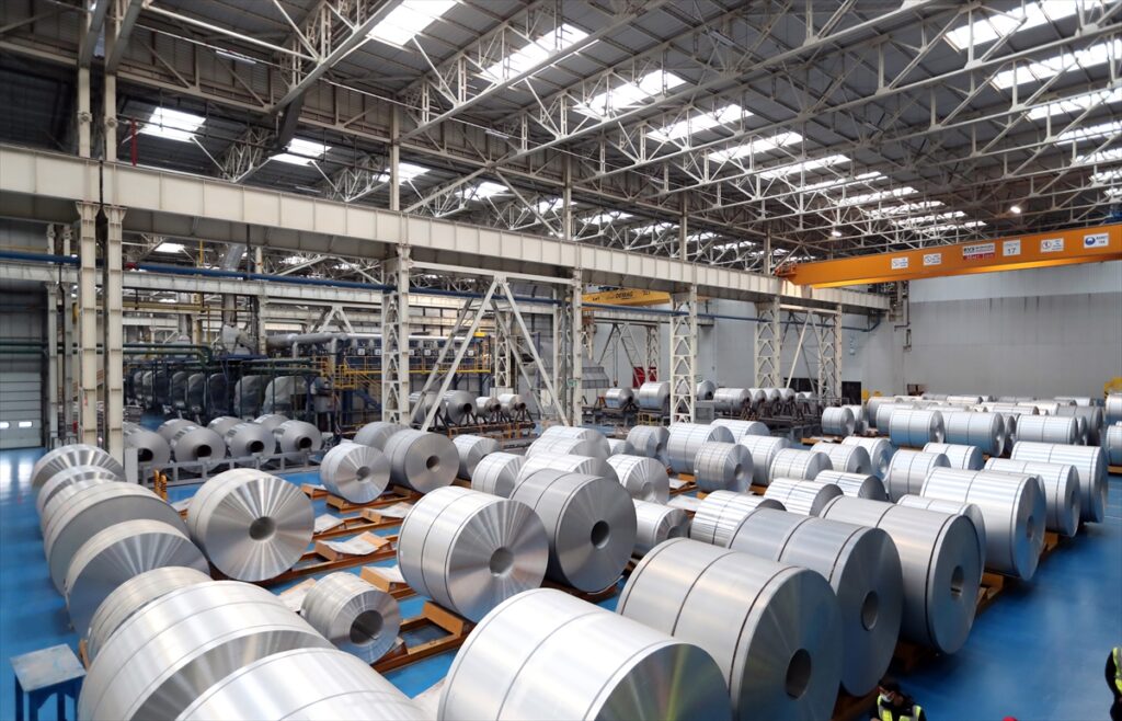 bakan varank sakaryada aluminyum fabrikasini ziyaret etti cc914f9