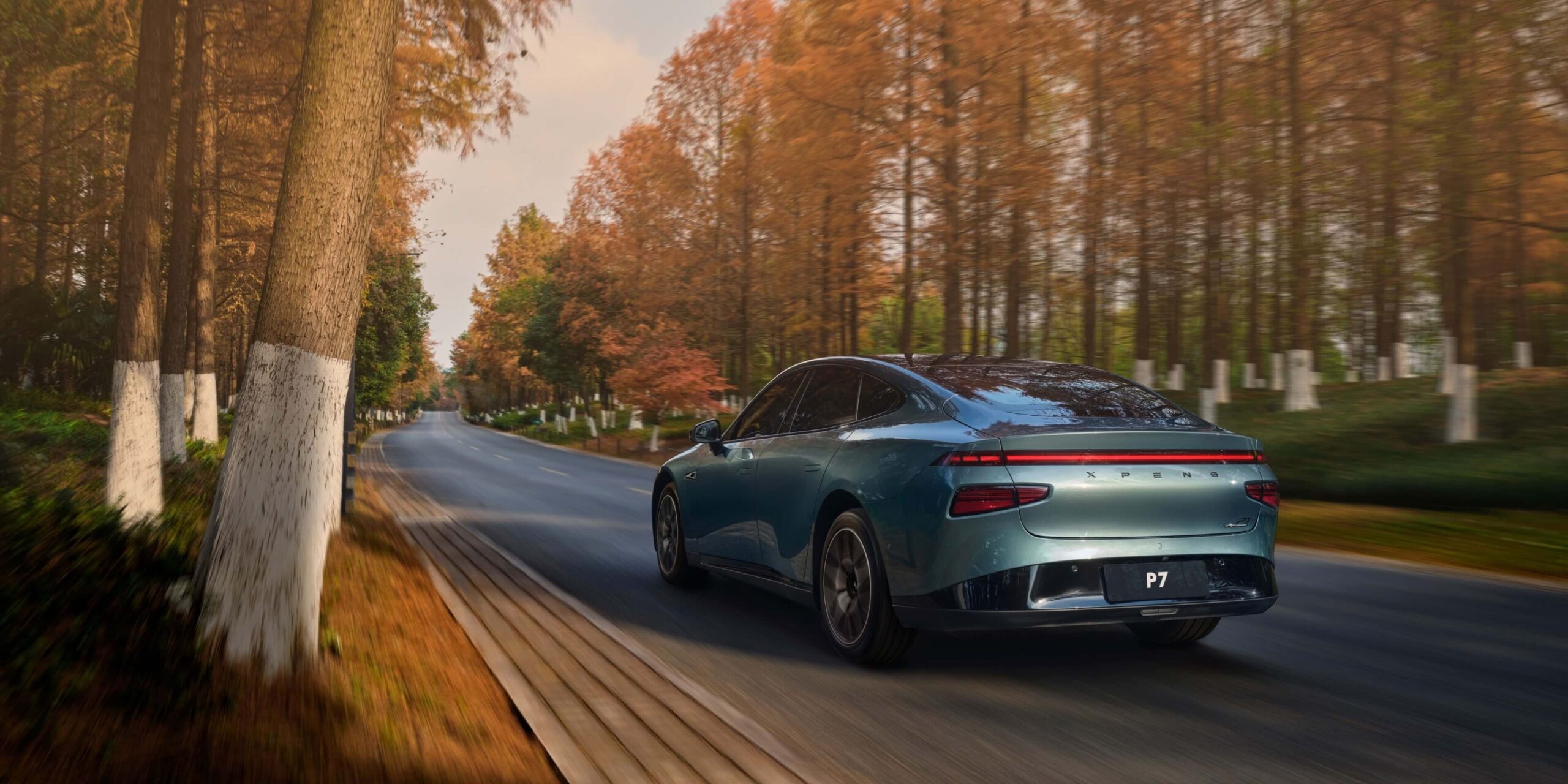 Xpeng, yapay zeka çipleriyle donatılan yeni modeli P7, Tesla ve Nvidia’yı geride bıraktı 4 Xpeng, yapay zeka çipleriyle donatılan yeni modeli P7, Tesla ve Nvidia’yı geride bıraktı