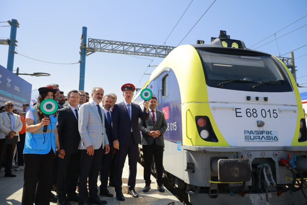 Asya’dan Avrupa’ya uzanan demiryolu ağına güçlü başlangıç 3 cee5137d d62d 4de1 8f1d 7614dcf9dd8b