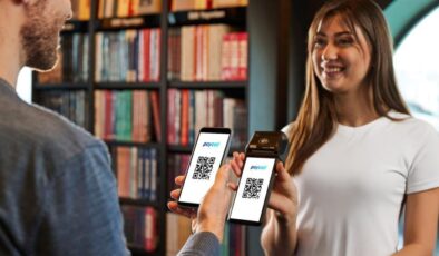 Paycell yeni özelliklerini duyurdu: Para transferi ve temassız ödeme