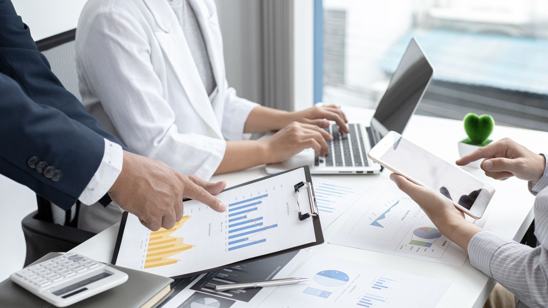 Avrupa'da okurken çalışma izni veren ülkeler ve imkanları: İzlanda ilk sırada yer aldı 3 Avrupa'da okurken çalışma izni veren ülkeler