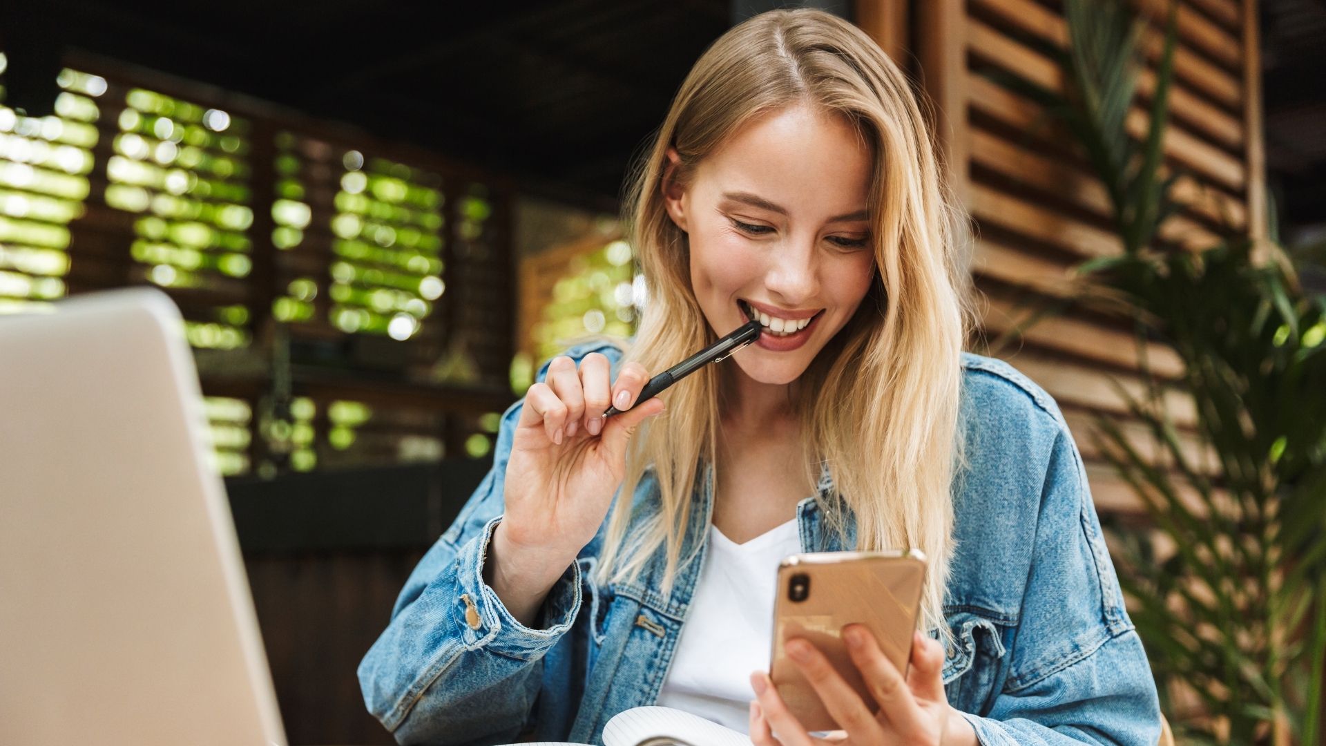 Avrupa'da okurken çalışma izni veren ülkeler ve imkanları: İzlanda ilk sırada yer aldı 4 Avrupa'da okurken çalışma izni veren ülkeler
