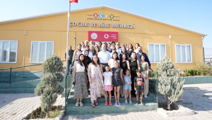 Deprem bölgesinde binlerce hayat değişti umut elden hiç bırakılmadı