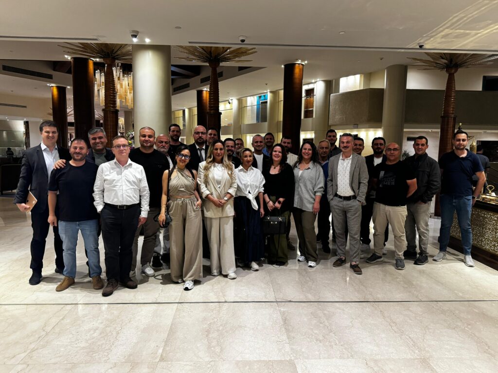 Türk mobilyacılar Çin' e yöneldi 4 1757075799 1747983343 MOBILYAHEYET3