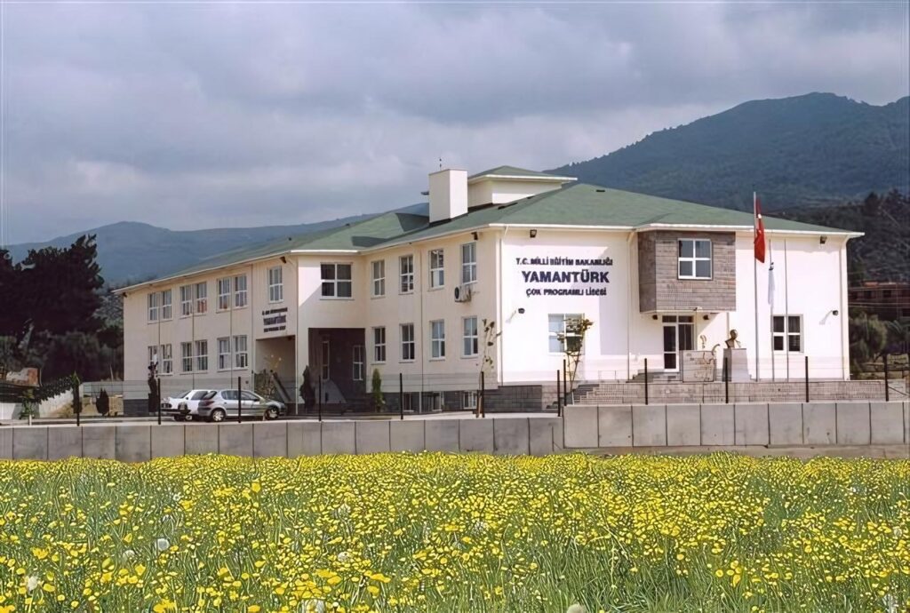 Yamantürk Vakfı'ndan eğitime dev katkı 5 1757322346 YAMANT RK PL