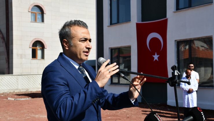 Çıldır Öğretmenevi hizmete açıldı