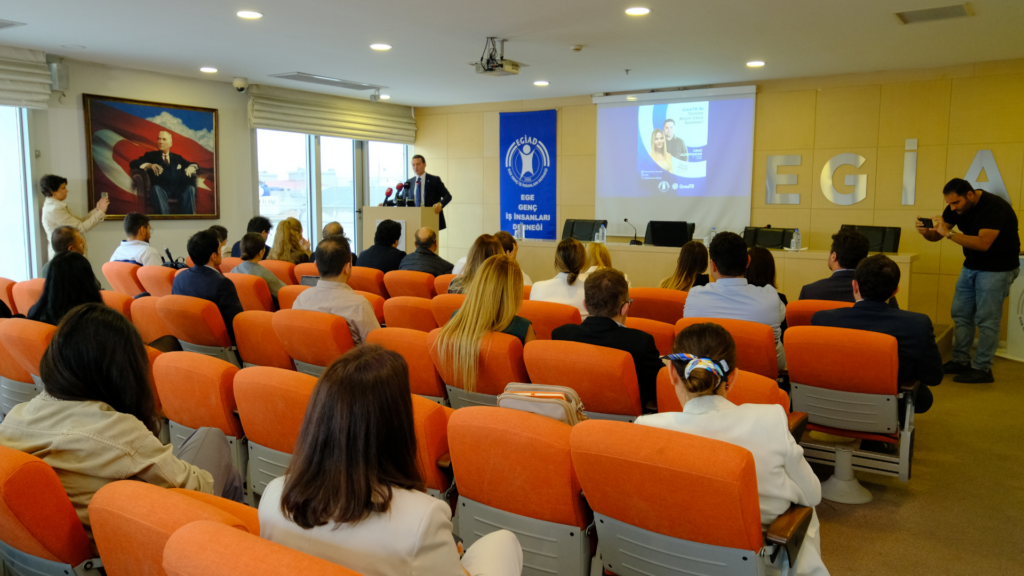 EGİAD’dan tersine beyin göçü çağrısı 3 Adsiz tasarim 2 1