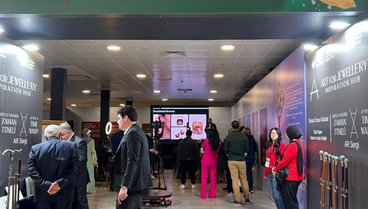 Rüya Kalıntıları hayallerle bütünleşen mücevher sanatı