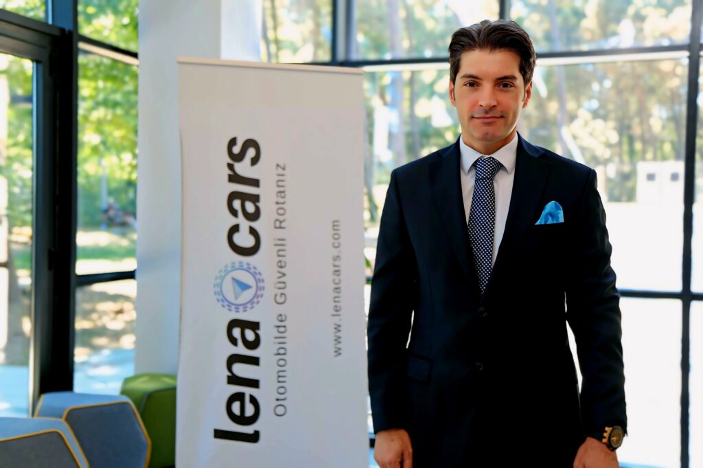 Elektrikli araçlar küresel dengeyi değiştiriyor 4 LenaCars Genel Muduru Selcuk Nazik 22