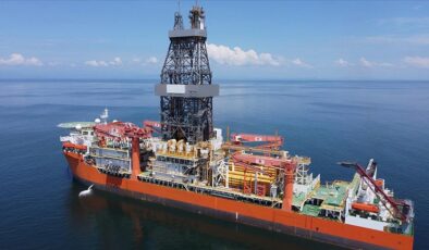 Türkiye’nin 7. nesil ultra derin deniz sondaj gemisi Silifke’ye ulaştı