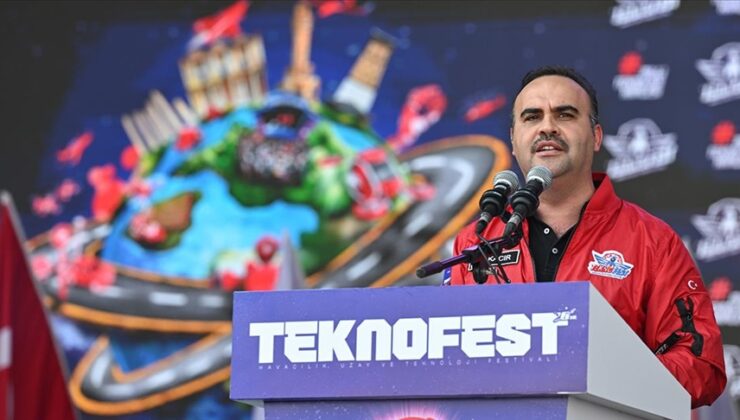 Bakan Kacır, TEKNOFEST’te Türkiye’de İş Dünyası’nın sorularını cevapladı