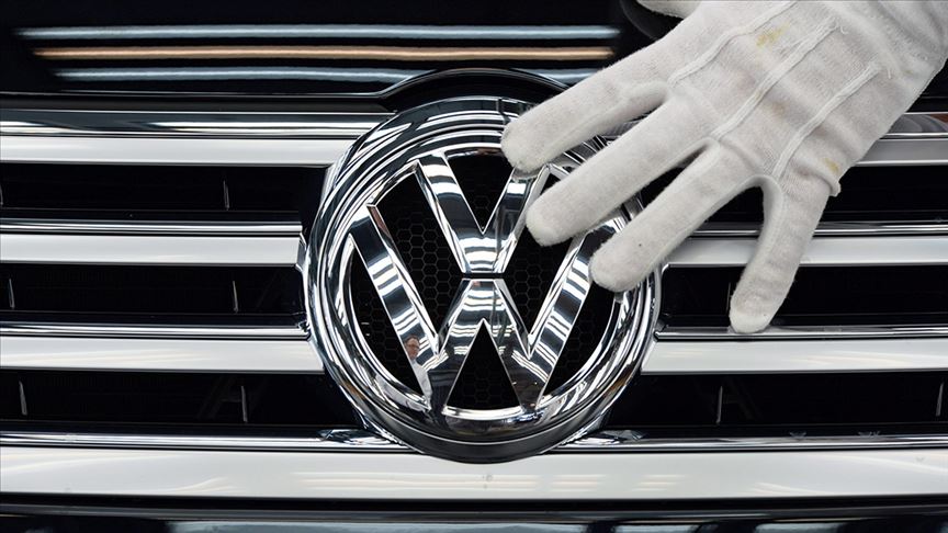 Volkswagen yapay zekaya 1 milyar euro yatırım yapacak