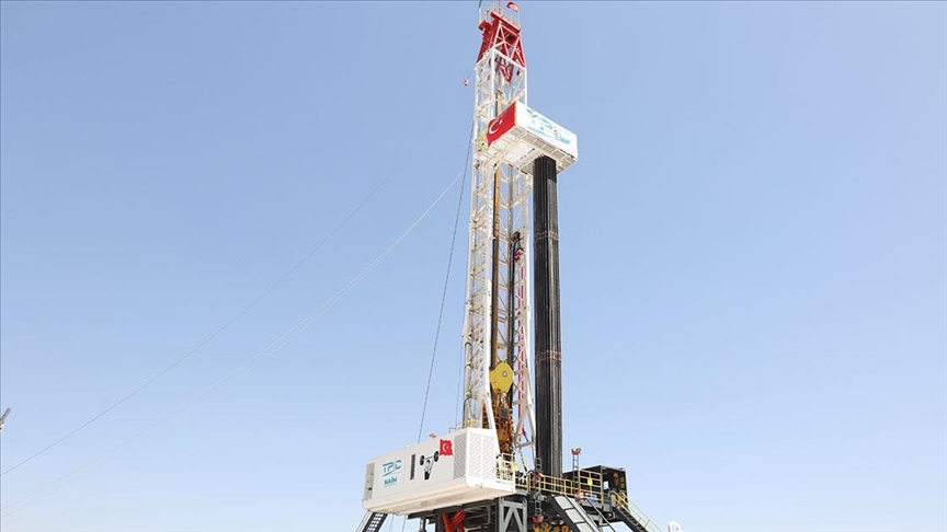 Türkiye enerjide bağımsızlık hedefi için 55 sondaj kulesiyle sahada