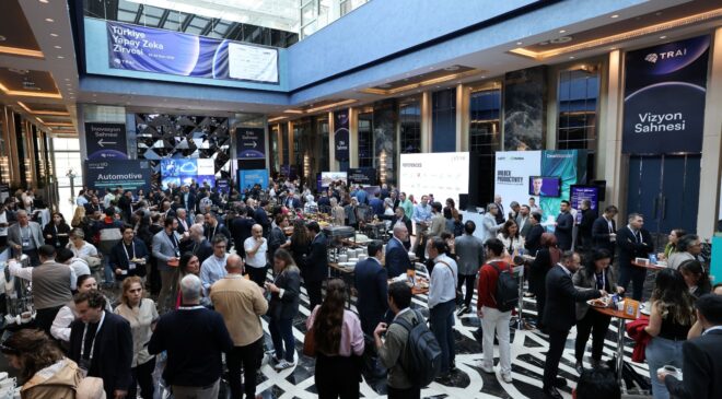 Geleceğin gücü yapay zeka: Türkiye Zirvesi’nde yeni fırsatlar tartışıldı