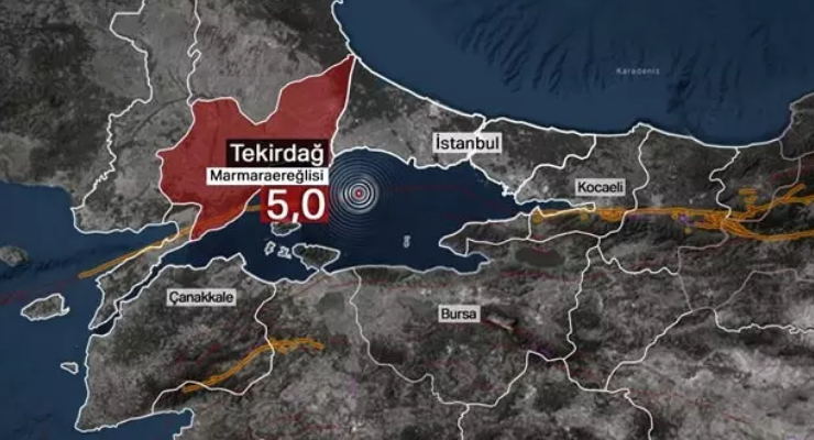 İstanbul ve çevre illerde hisssedilen deprem korkuttu
