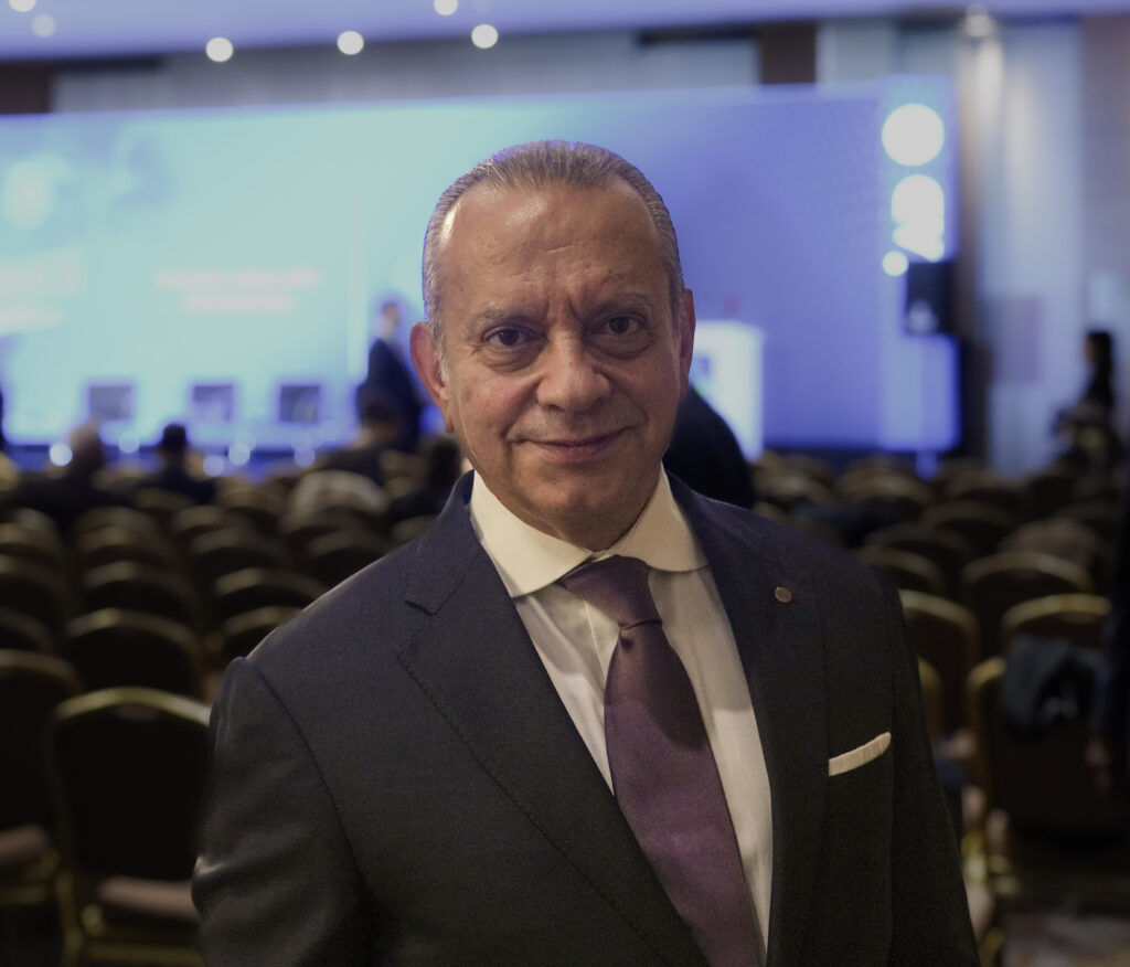 Bülent Akgerman2 100032591