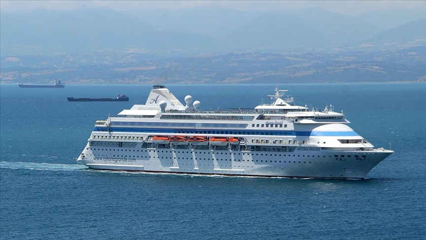 1762164789 Astoria Grande1