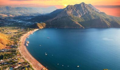 Antalya ekim ayında tüm zamanların turizm rekorunu kırdı