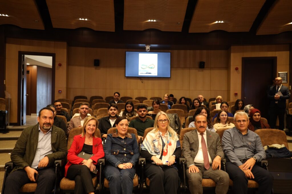 Bu projeyle gençler köyüne dönecek 5 1762709606 WhatsApp Image 2025 11 09 at 13.12.13 15