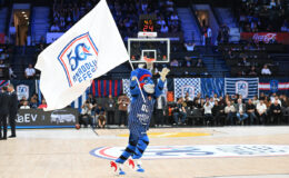 Anadolu Efes ve FC Barcelona karşılaşmaya hazır