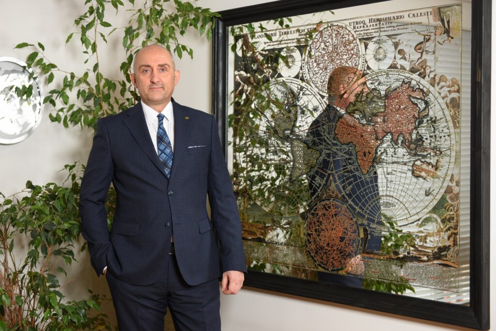 6d12909b 15bc 4320 831d d6d23857b214