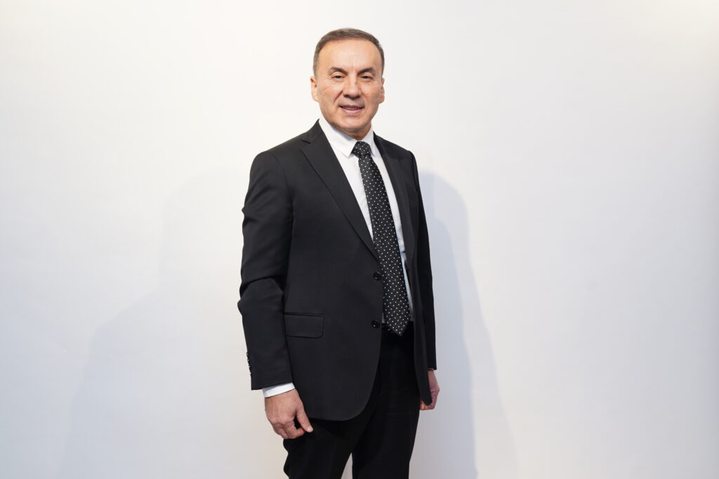 Metin Çekiç