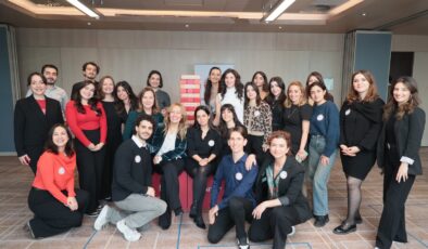 Gençlerin “Genç” olma hakkını destekleyen TEV’den etki araştırması