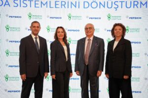 PepsiCo Turkiye Genel Muduru Egrun Gunay PepsiCo Turkiye Icra kurulu Uyesi Esra Iren Surdurulebilirli