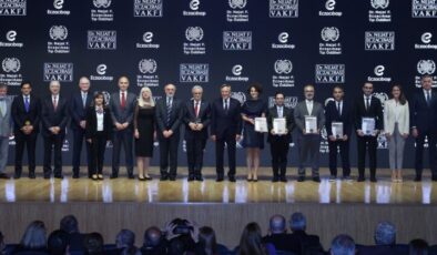 Eczacıbaşı Tıp Ödülleri, bilimin kahramanlarını buluşturdu