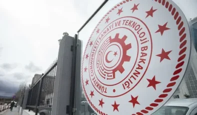 Bakan Kacır’dan Türkiye’ye yatırım çağrısı