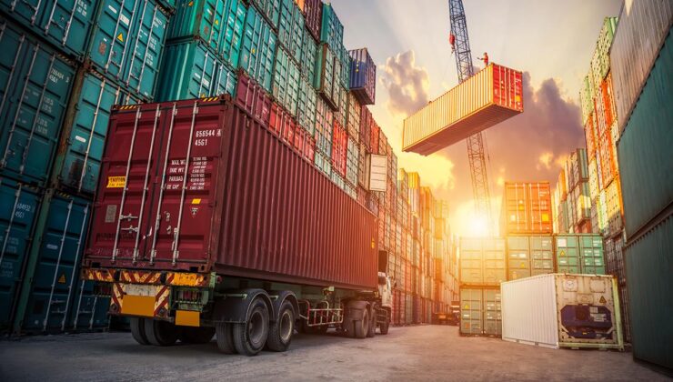 İstanbul ihracatçıları Türkiye ortalamasını aştı: 10 ayda rekor dış satım