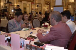 Türk kozmetik ve temizlik sektörü Vietnam’da gücünü gösterdi 5 1765789170 Cosmeet Asia Vietnam Ticaret Heyeti 2 1