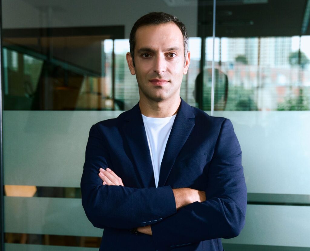 Emre Istanbullu 1 scaled e1764587305262