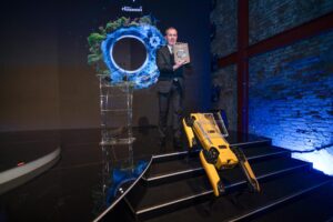 İş Bankası ve OSBÜK’ten İstanbul’da 'İkiz Dönüşüm' buluşması 5 WhatsApp Image 2025 12 19 at 20.52.06 2