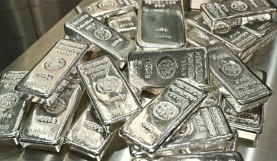 Gümüş tüm zamanların zirvesinde: Ons 60 doları zorluyor