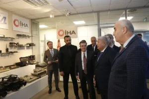 Kırgızistan Enerji Bakanı’ndan İhlas Holding’e ziyaret: İhlas’ın yatırımı güven veriyor 6 kirgizistan enerji bakanindan ihlas holdinge ziyaret ihlasin yatirimi guven veriyor 1754905 202512120101 20251212010135 4