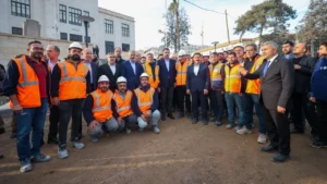 Konut piyasasında "Büyük Hamle": Sosyal konut kuraları başlıyor, kira düşüşü için düğmeye basıldı 4 murat kurum 500 bin sosyal konut ve kentsel donusumde yarisi bizden kampanyasiyla ilg 3272923 202512252226 2