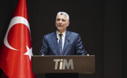 Bakan Bolat: 500 milyar dolarlık ihracat hedefine ulaşılabilir