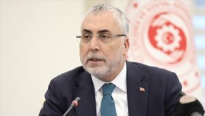 thumbs b c 7772004b4f1644539baee93a1bc74f70