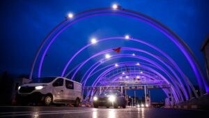 thumbs b c 92a0169dfbf5c4f672575baa2d37a1fc